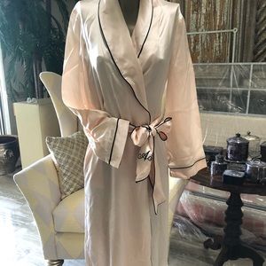 Agent Provocateur New In Box Pink Silk Kimono Robe